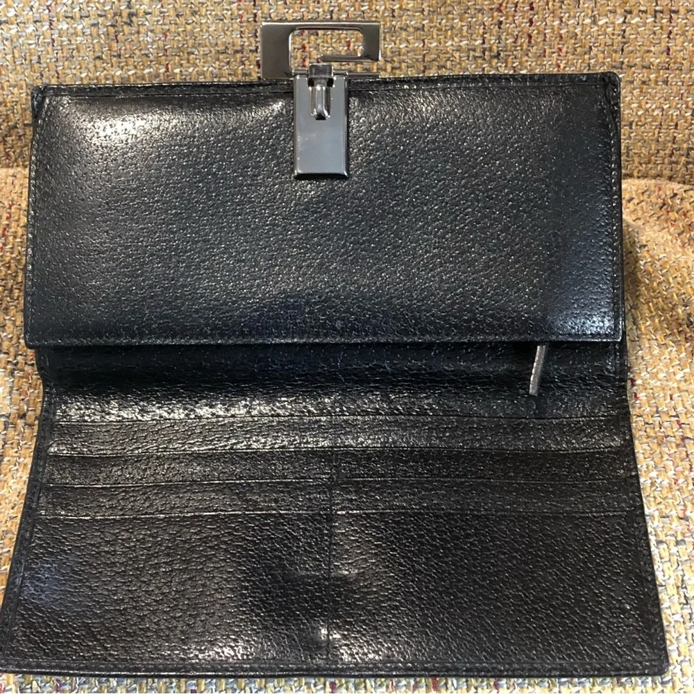 GUCCI Black Lambskin Trifold Long Wallet with Silver G Money Clasp Vintage